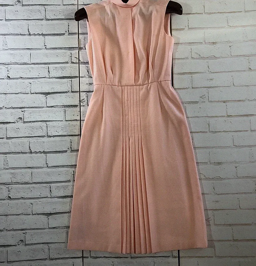 Kleid Damen Ärmellos Hochgeschlossen Midi Blush Rosa Plissee Vorne Vintage S