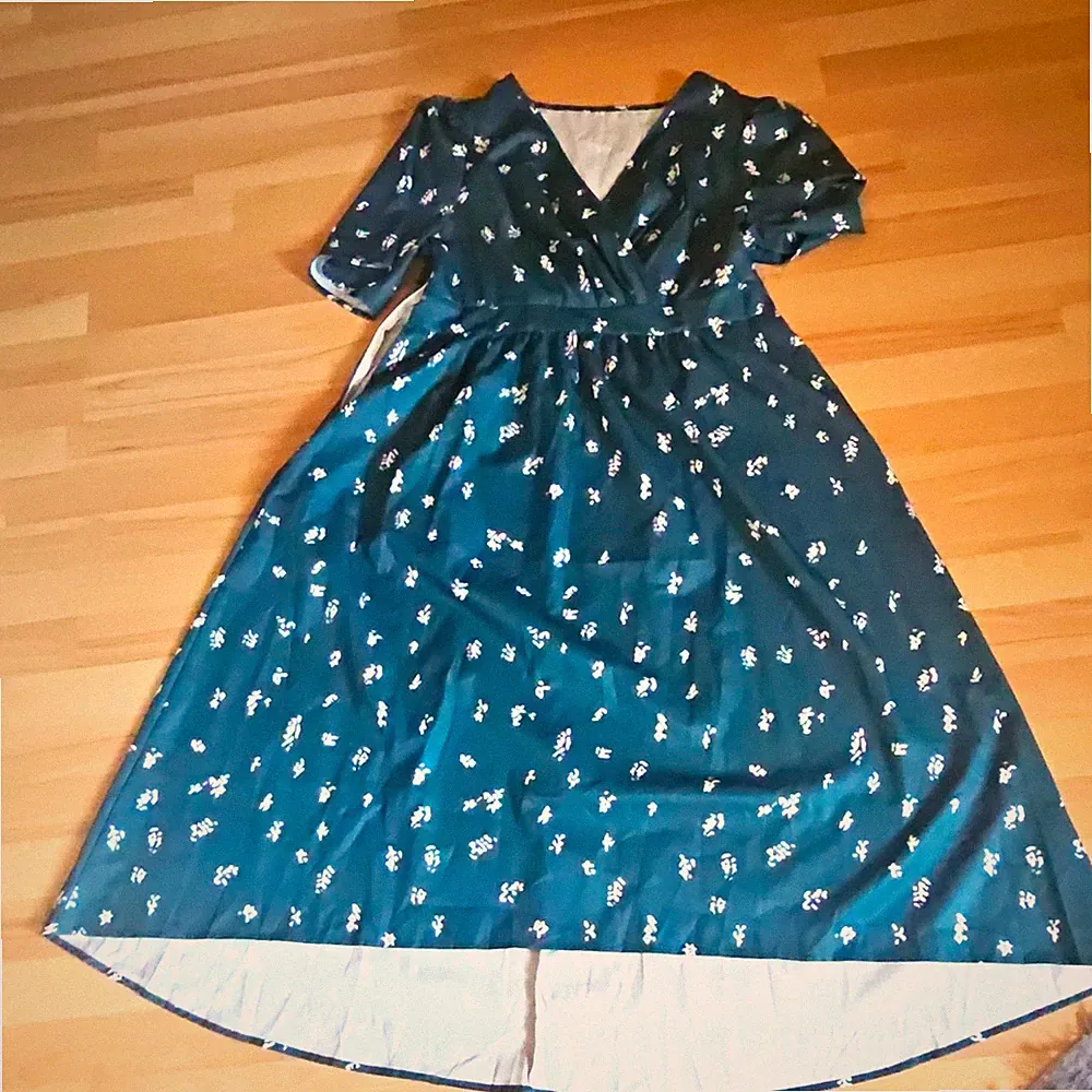 Kleid Damen Gr. 2XL Grün A-Linie V-Ausschnitt Lang Polyester Versandkostenfrei