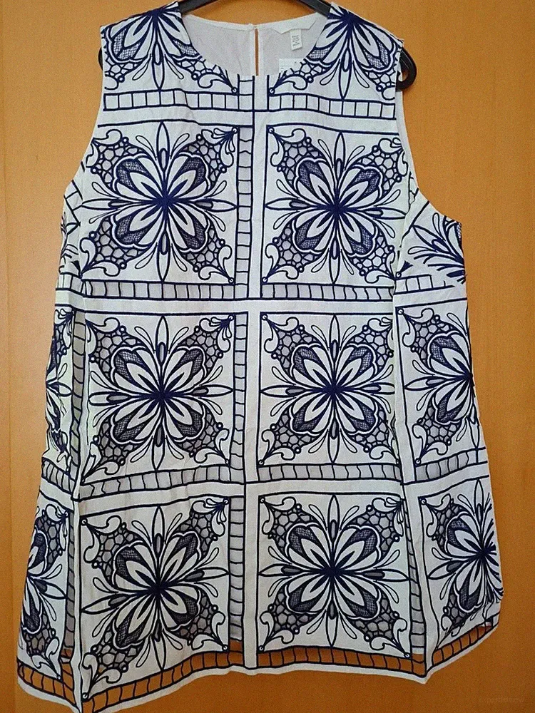 Kleid Etuikleid mit Broderie Anglaise Gr. XXL H&M weiß blau neu