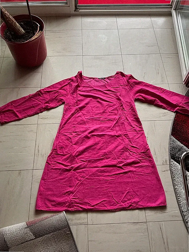 Kleid Feincord, Made in Italy 40/42 neu