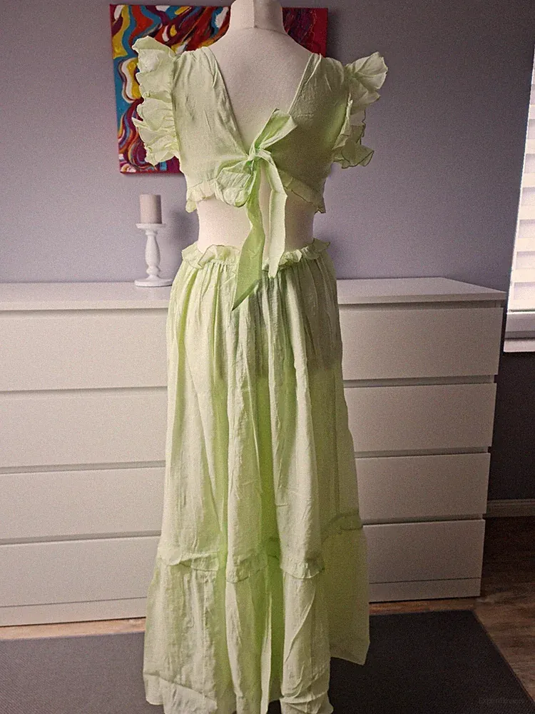 Kleid Festlich Hochzeitsgast Cut-outs Volants 40