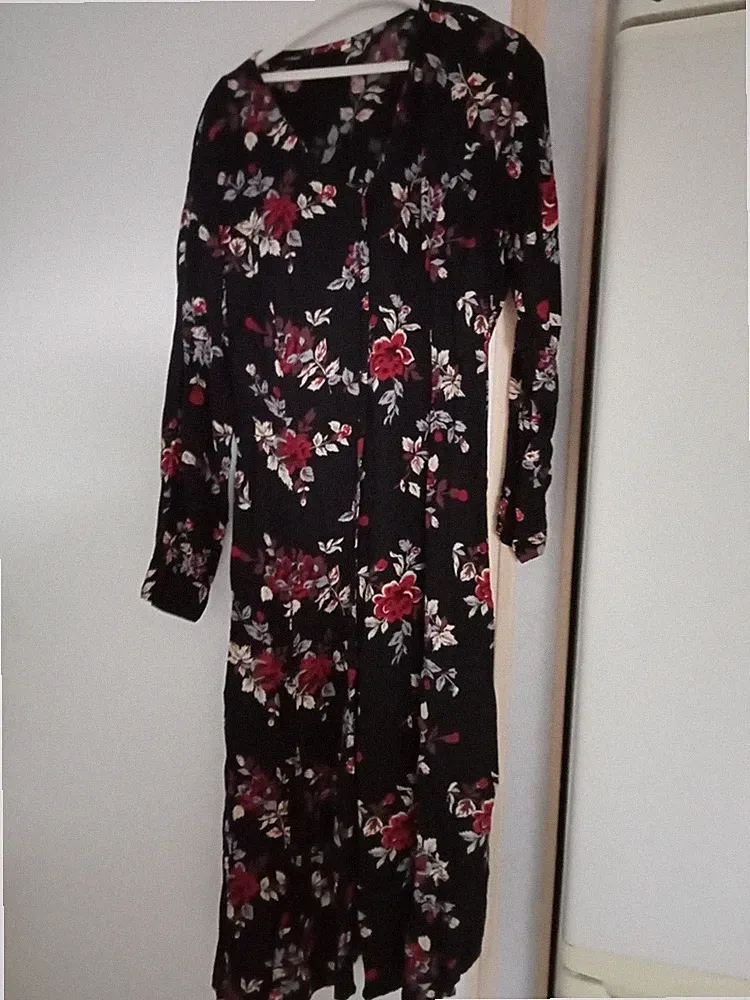 Kleid Gr. 48 Länge 127 cm sehr guter Zustand