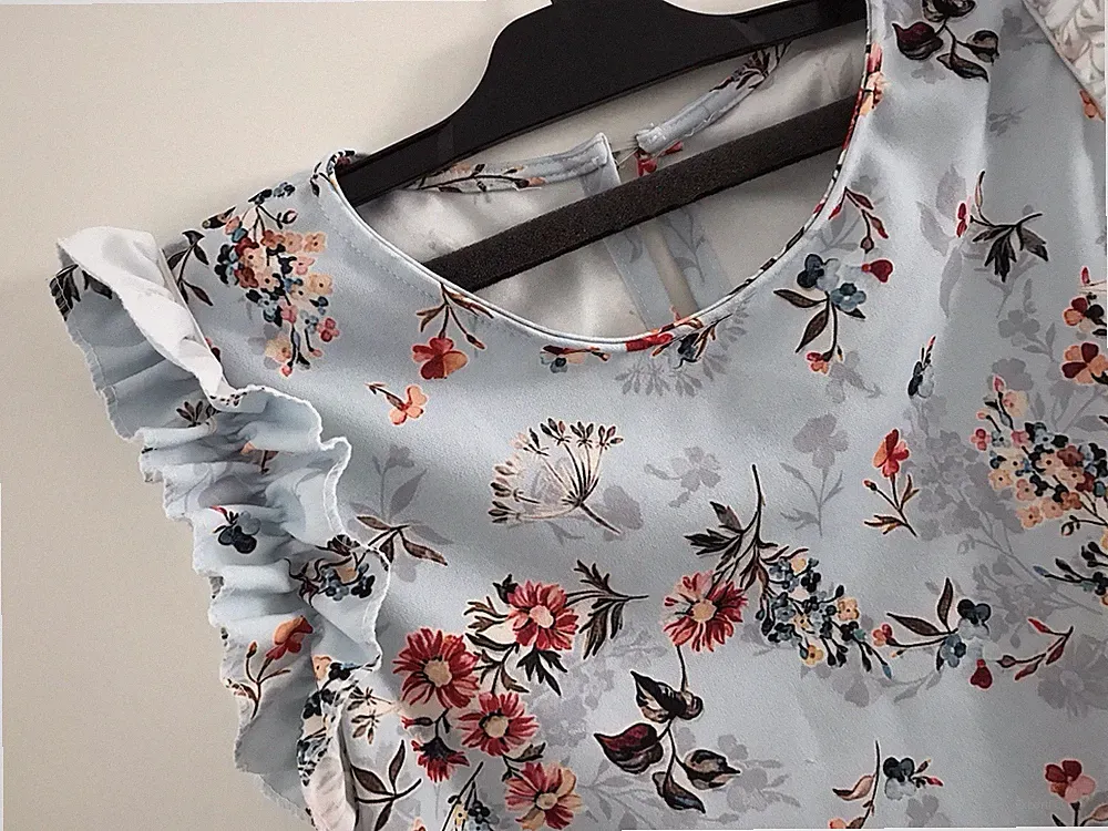 Kleid Gr.S/36-Top Zustand-Süß Geschnitten-Sommer Dress mit Blumen
