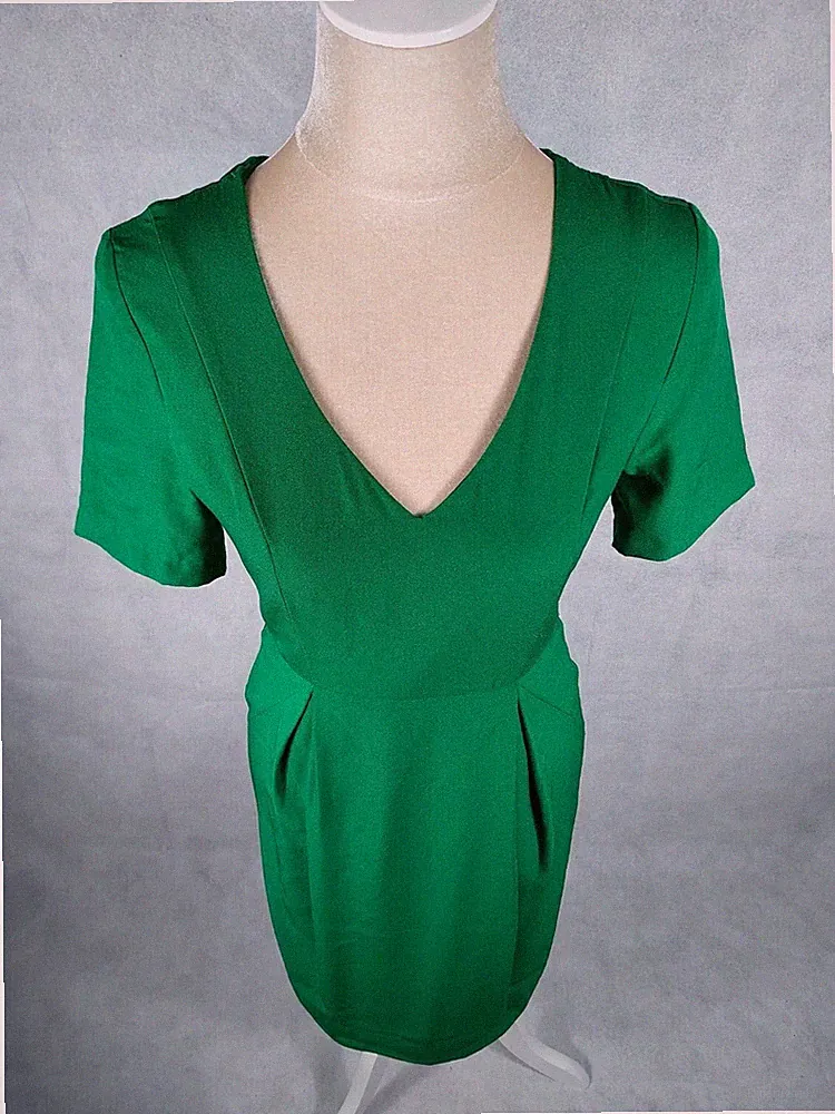 Kleid H&M Gr. S 36 grün Etuikleid elegant Party dress classic Weihnachten edel
