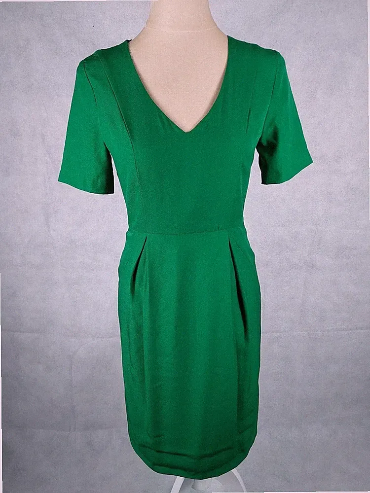 Kleid H&M Gr. S 36 grün Etuikleid elegant Party dress classic Weihnachten edel