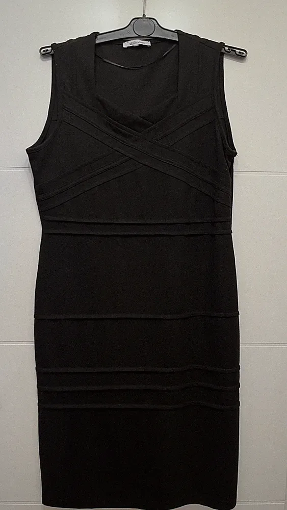 Kleid „kleines schwarzes“ Steilmann Gr. 40, Etuikleid