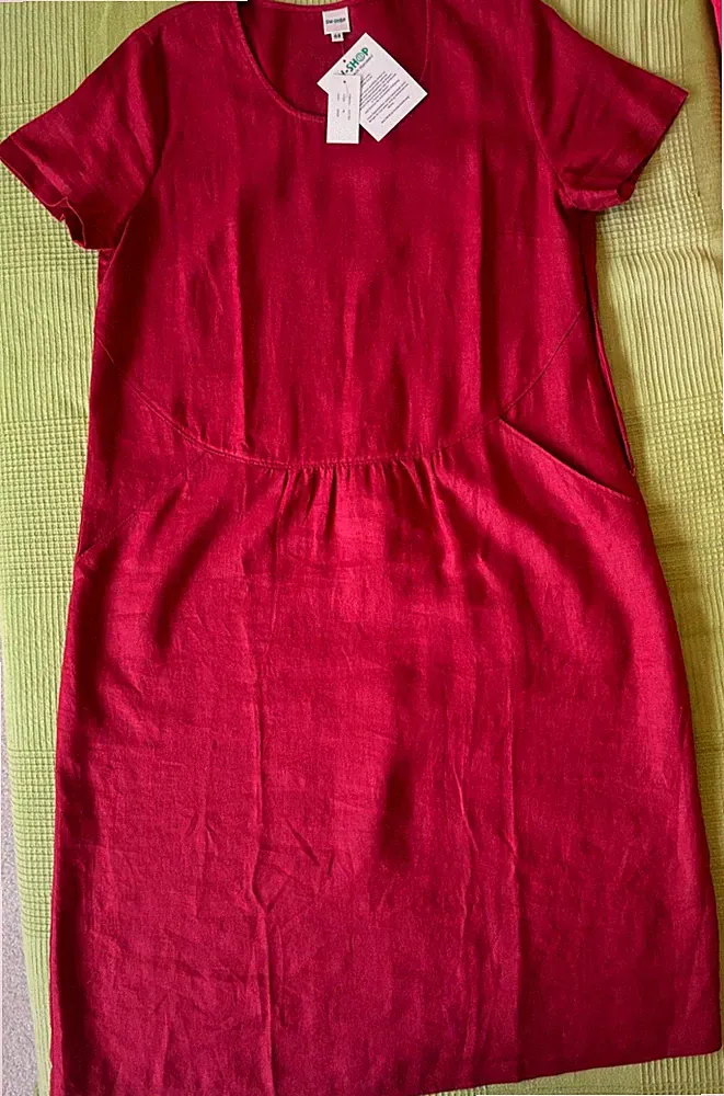 Kleid Leinen Gr. 48 Wunderschönes Dunkelrot Halbarm A-Linie Midi DW-Shop NEU