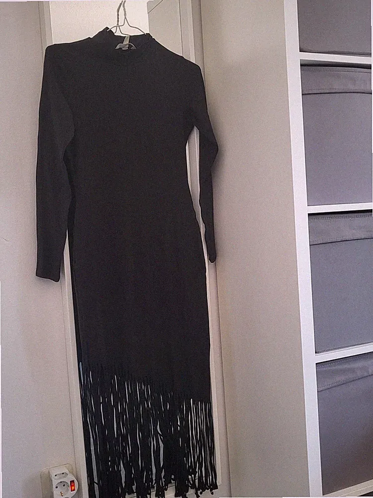Kleid Mit Fransen, Asymetrisch, Schwarz, H&M, Neu, Gr. S