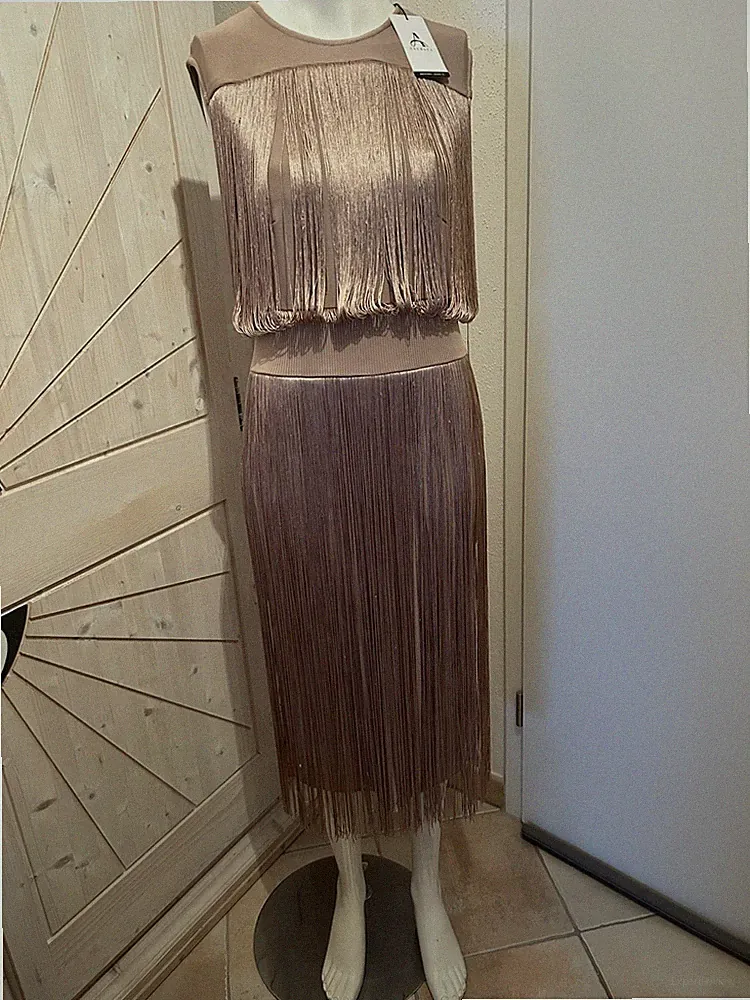 Kleid mit Fransen Nude Beige Gr. M Neu mit Etikett