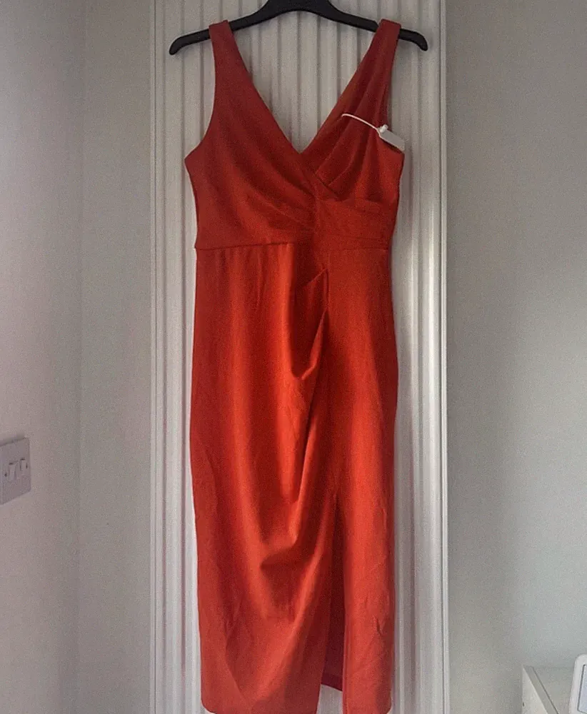 Kleid mit geteiltem Oberschenkel Größe Small neu mit Etikett Shein Belle Hochzeit Gast Rennen Party