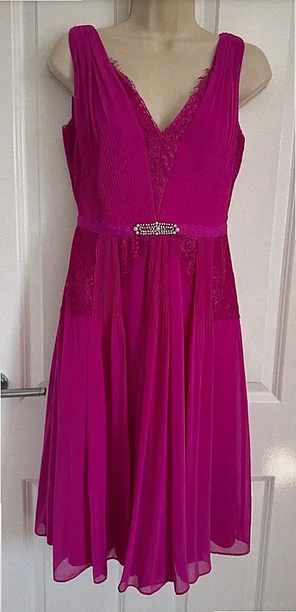 Kleid Monsoon rosa Plissee Spitze UK 8 verziert V-Ausschnitt Midi Party Hochzeit Gast