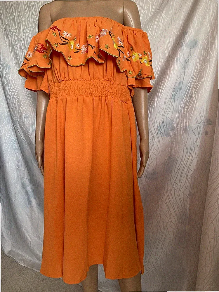 Carmenausschnitt Hochzeitsgast Kleid