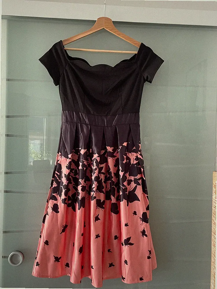 Kleid, rosa & schwarz, schulterfrei, mit Schmetterlingen, Größe S