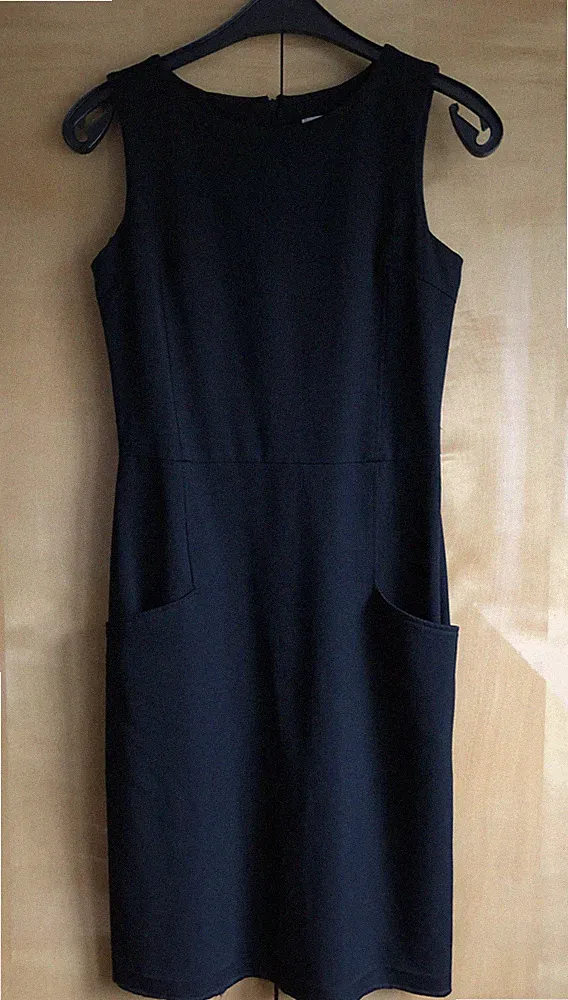 Kleid schwarz 34 kurzärmlig Etuikleid