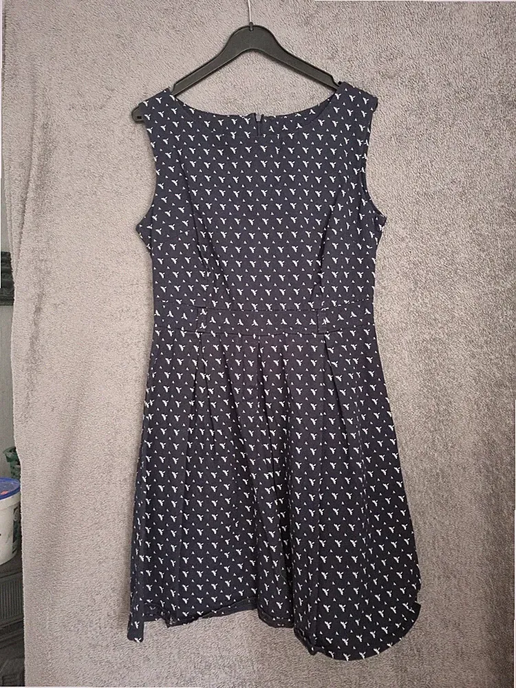 Kleid Sommerkleid M dunkelblau leicht tailliert Libellen A-Linie Minikleid