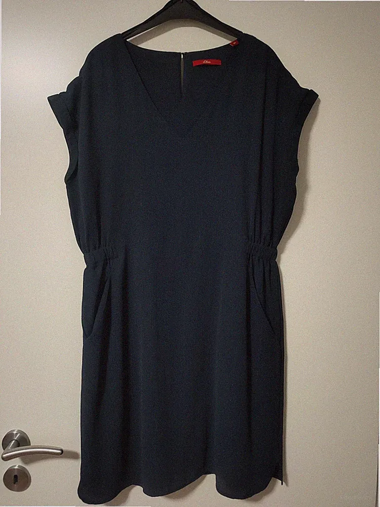 30 Etui kleid