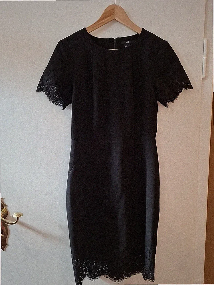 Kleid Spitze Tailliert Gr38 H&M