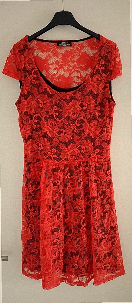 Kleid Spitzenkleid OdM L‘Officina Della Moda rot schwarz Spitze Größe M neu