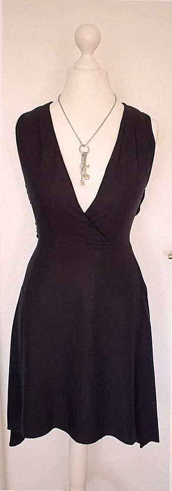 Kleid Stoffkleid de.corp Esprit schwarz Größe 34 auch 36 knielang A-Linie