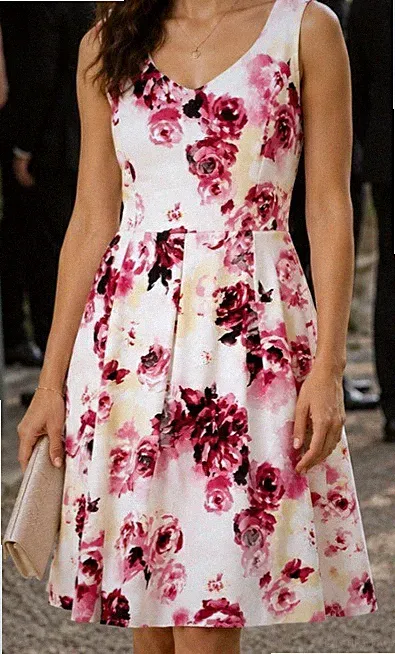 Knielang Blumenkleid