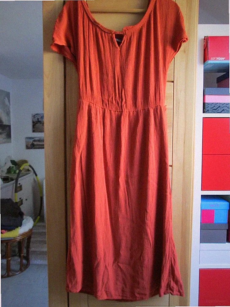Kleid wadenlang Gr. 38 M rostbraun Crinkel Yessica