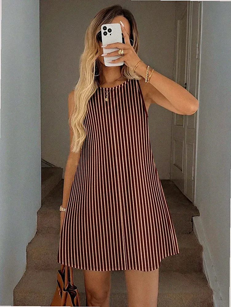 Lässiges ärmelloses A Linien Kleid mit gestreiftem Muster
