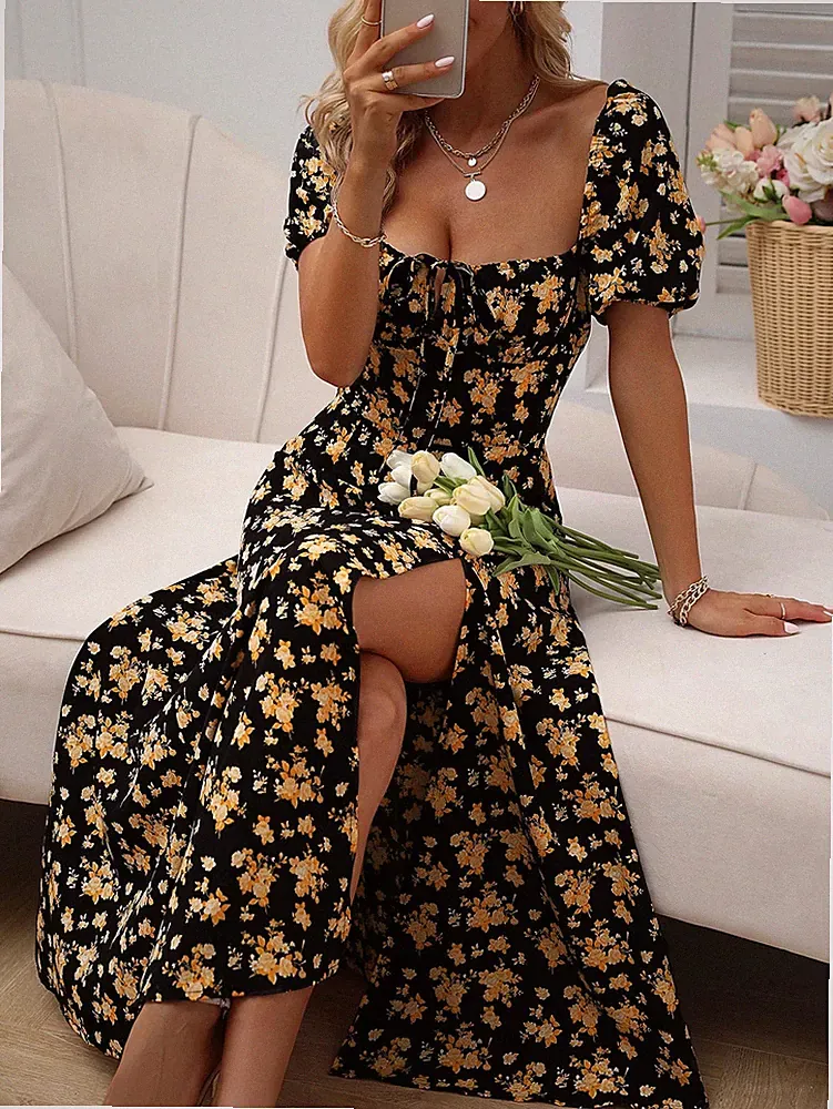 Langes A Linien Kleid für Damen mit Blumenmustern und Schlitz