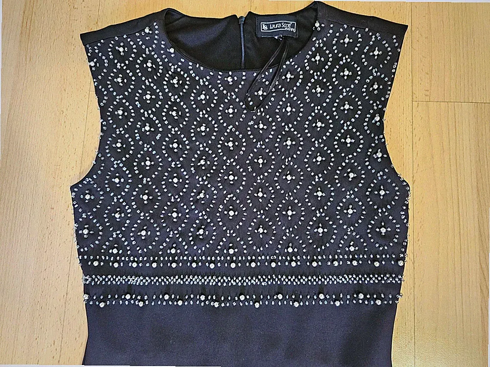 Laura Scott Etuikleid Damen Gr. 36 schwarz knielang ärmellos Perlen Strass