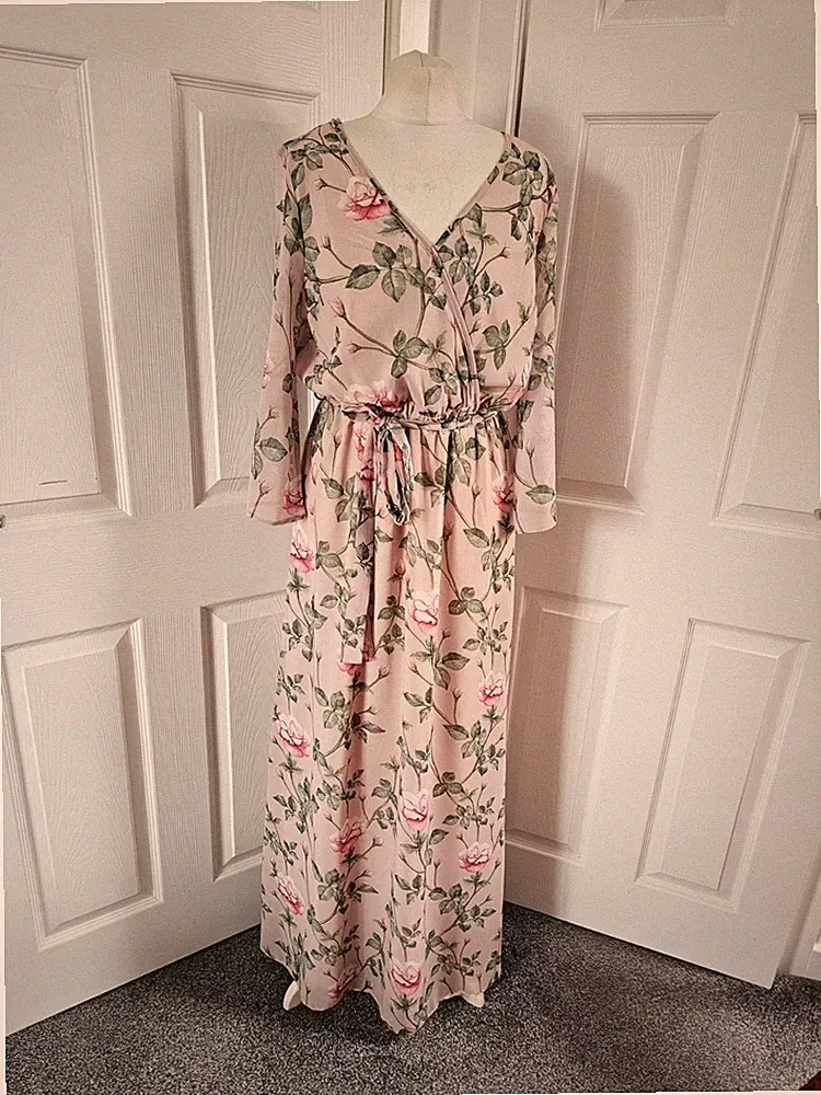 Le Vertige Maxikleid rosa Blumen Größe 1 UK 10/12 neu mit Etikett Hochzeit Gast Rennen