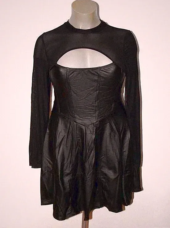 Leder Look Kleid Schwarz transparente Ärmel und Einblick im Ausschnitt 4XL / 52