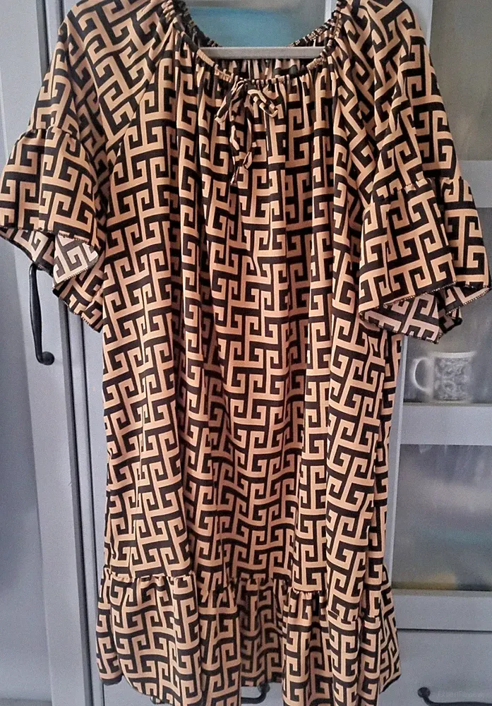 Leichtes Sommerkleid /Longtunika Gr. 50,Braun-Schwarz mit geometrischem Muster“