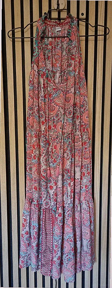 Leichtes Sommerkleid Paisleymuster Rottöne Gr. M