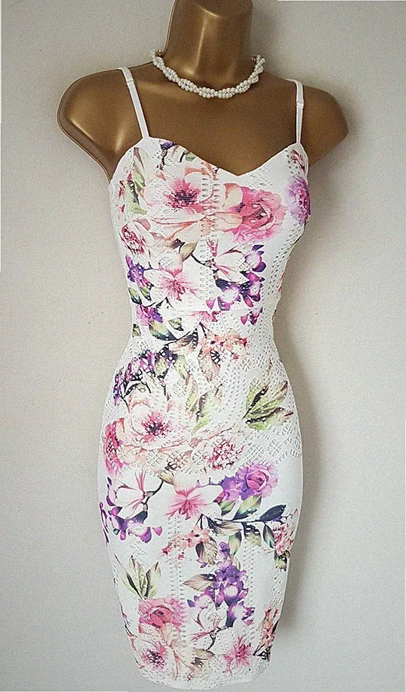 Lipsy Bodycon-Kleid Blumen Größe 10 creme Spitze elfenbein Hochzeit Gast Party Sommer