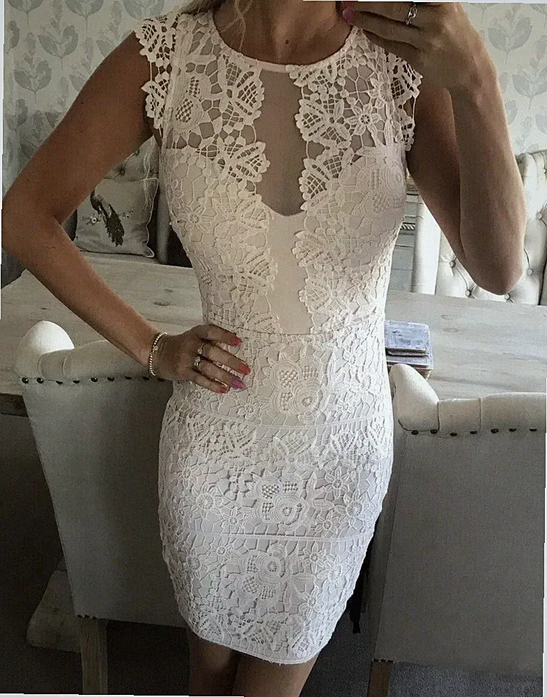 Lipsy Bodycon-Kleid rosa nude Größe 12 Spitze Anlass Hochzeit Gast Abend Party