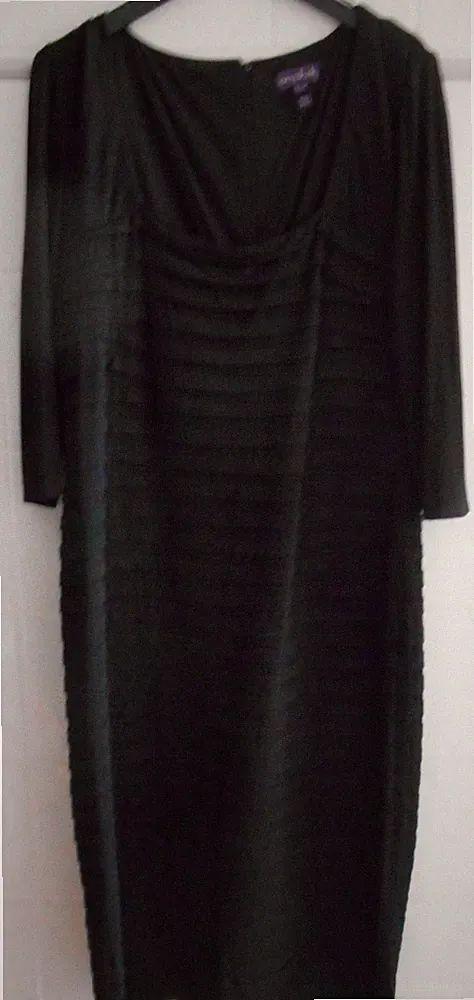 Long Tall Sally Kleid Gr. 48, schwarz mit Plisseefalten, Anlaßkleid