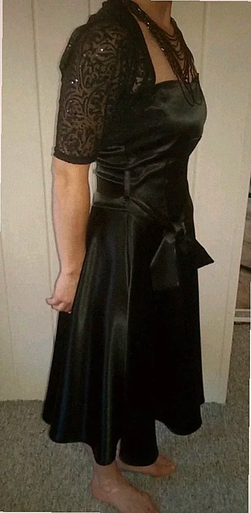 Lorsay Damen Midi Kleid 38 Schwarz Satin/Spitze A-Linie Halbarm Schleife