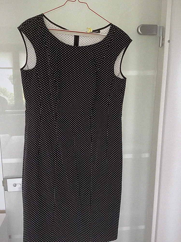 Knielang Etui kleid