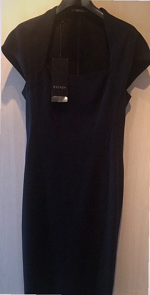 Luxus Escada Kleid Figur betonend, Gr.36 Schwarz, neu