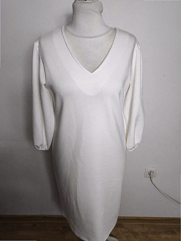MADE IN ITALY MOOIJ schönes Softtouch Kleid m. Ballonärmeln Gr. 36 38 40 NEU