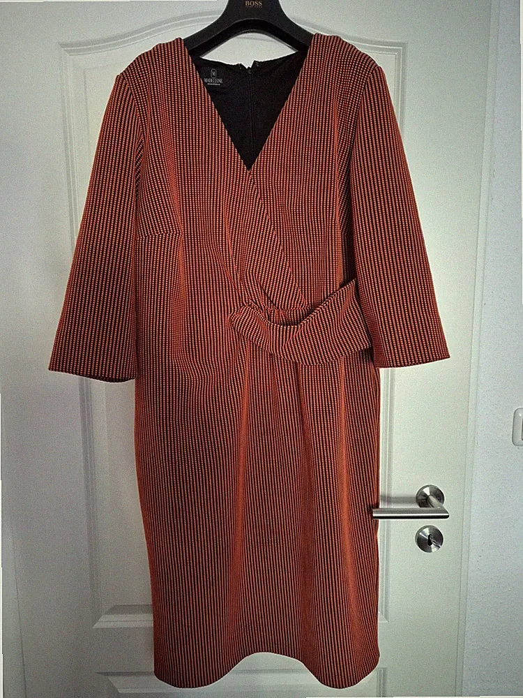 MADELEINE Kleid orange/schwarz fein gemustert seitl. gerafft XL De44/46