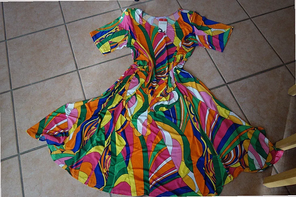 MAGNA Sommer Kleid 44 46 NEU bunt Hippie Retro Grafik Stretch A-Linie LAGENLOOK