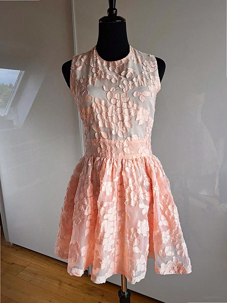 maje Damen A-Linie Kleid Rosa Blumenmuster kurz ärmellos Rundhals RV Gr. 36