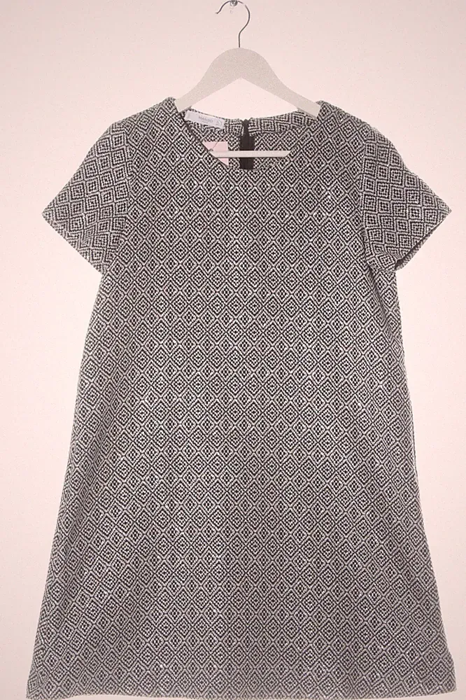 MANGO CASUAL A-Linien Kleid Damen Kleid Gr. DE 38 schwarz-weiß Casual-Look