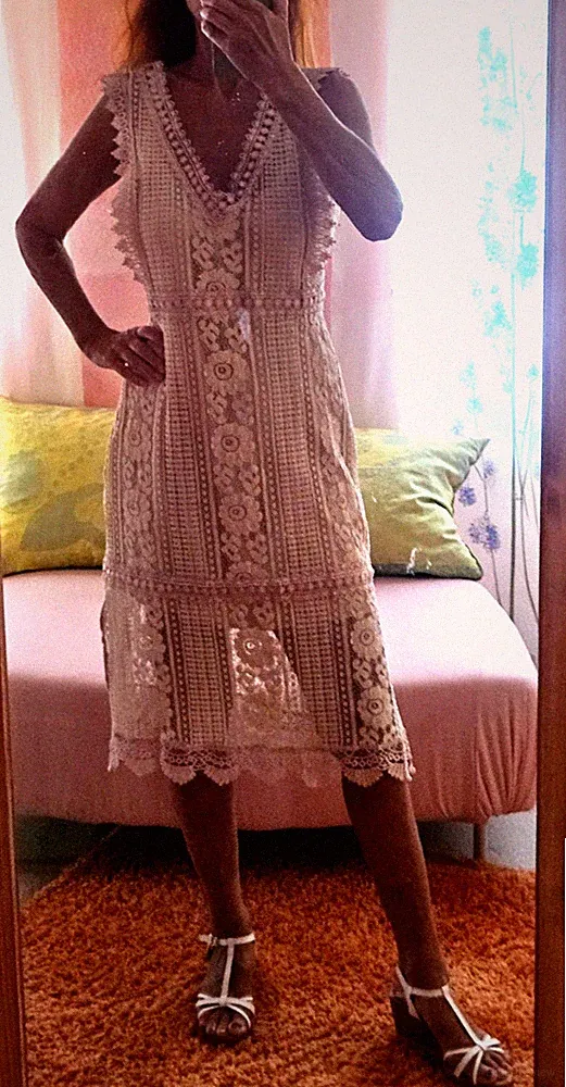 MANGO Kleid Spitze L beige Cocktailkleid elegant und sexy