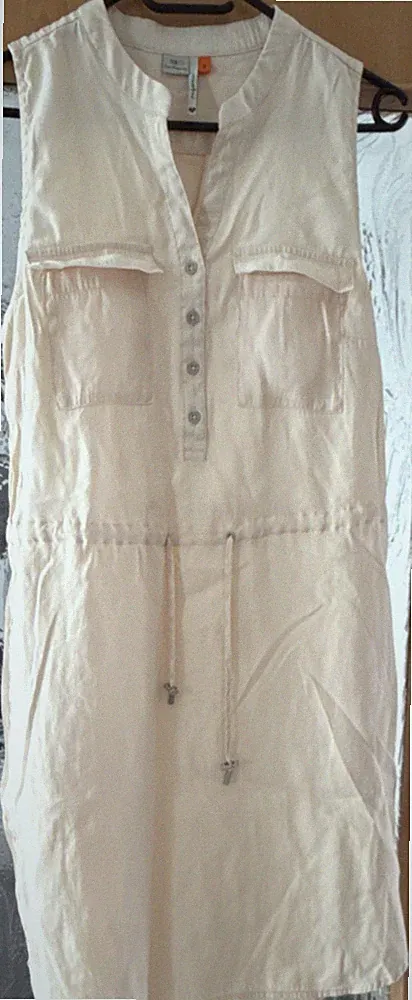 maquer Damen A-Linien-Kleid S beige ärmellos Viskose Brusttaschen Knöpfe