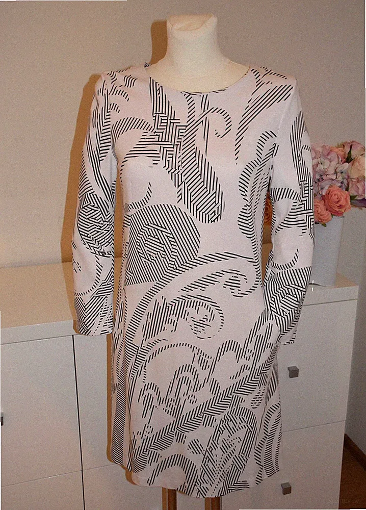 MARC CAIN COLLECTIONS KLEID A-linien-förmig off-white Gr N2 36 wie NEU