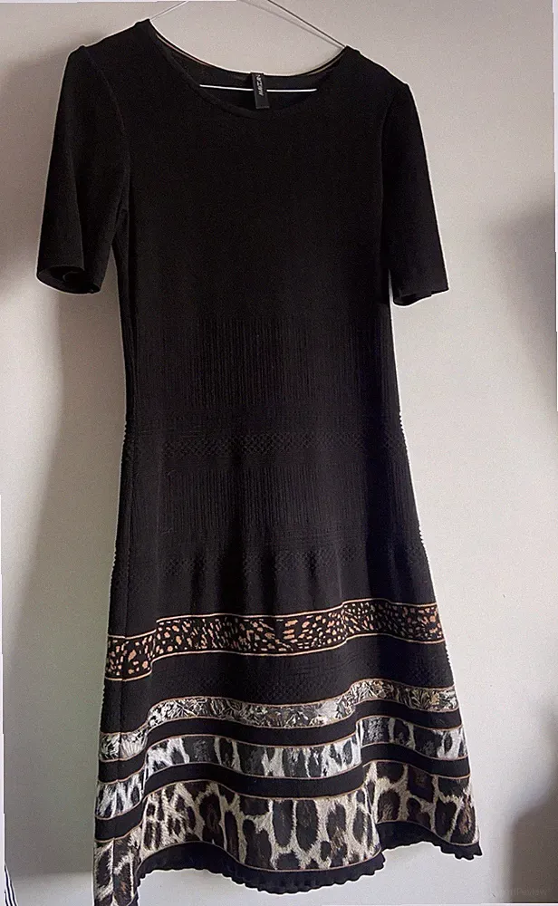 Marc Cain Strickkleid Gr. 38 schwarz A-Linie Leopardenmuster Gr. N3/38 NP 249€