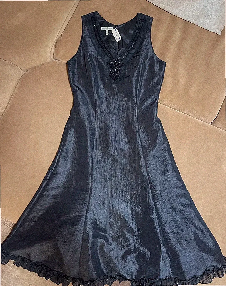 Marie Lund Kleid Gr. 36 Schwarz A-Linie V-Ausschnitt knielang