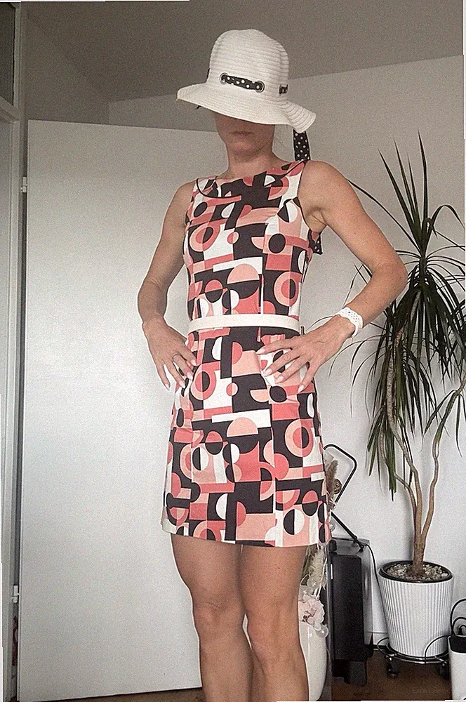 Mohito Etuikleid gemustert 34 XS Mini Kleid geometrisch rosa schwarz weiß