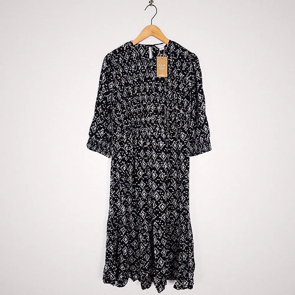 Monsoon schwarz Ikat Rautenmuster 3/4 Ärmel Midi gerafft Kleid-Größe 14 NEU